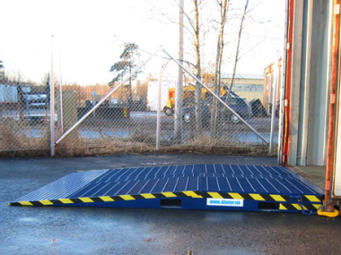 Containerbro med horisontalnivå - Alunor Trans