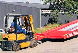 Endring av losse og lastested, rampen kan enkelt flyttes med truck.